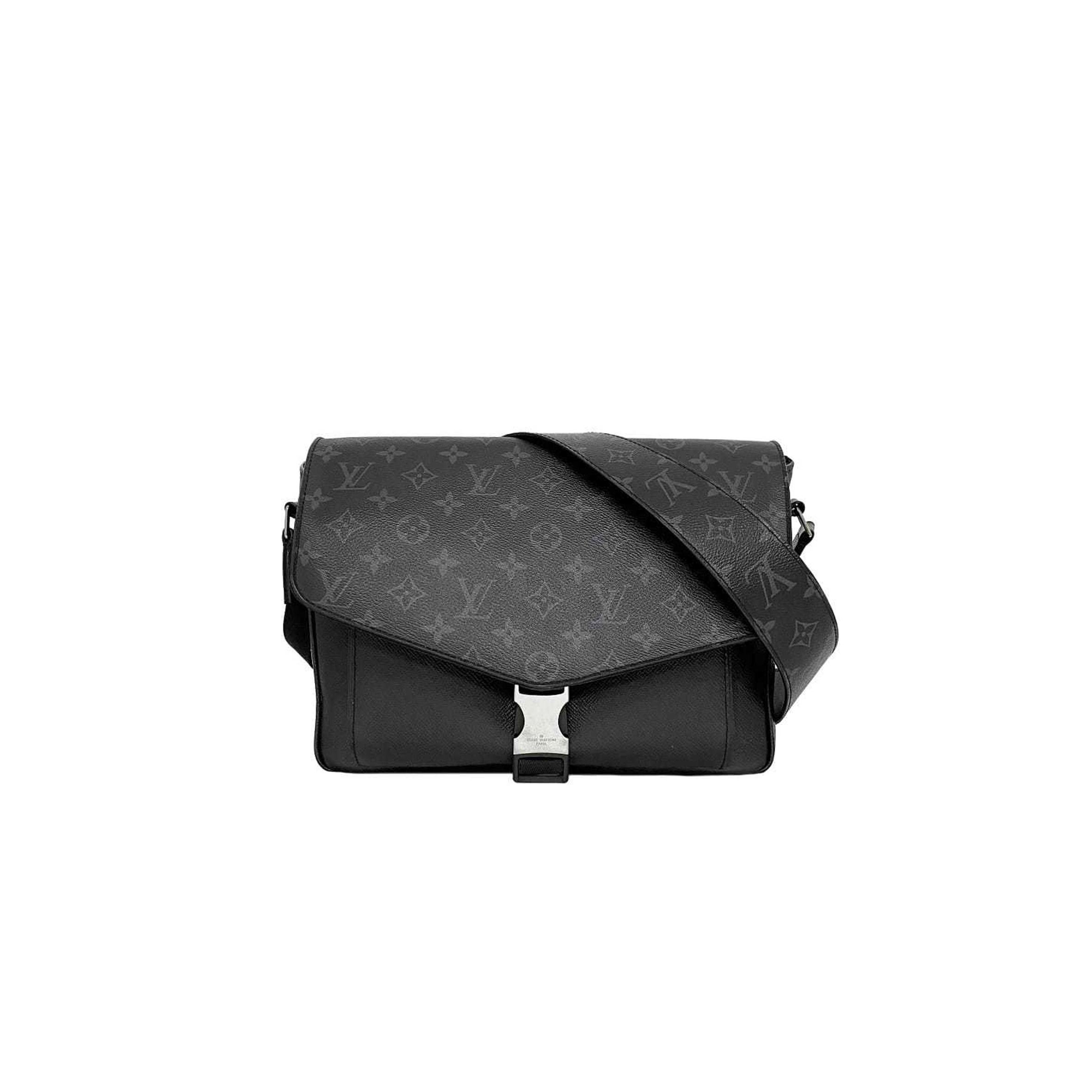 LOUIS VUITTON SHOULDER BAG BLACK GREY TAIGA RAMA MONOGRAM ECLIPSE M30746  (29*23*11.5cm)